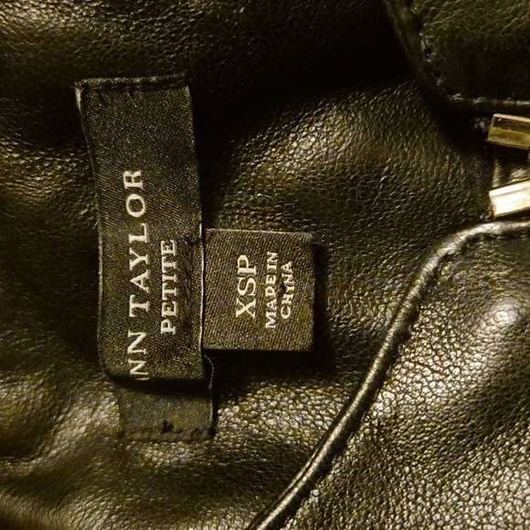 Ann Taylor Quilted Leather Full Zip Jacket Size XSP  Perfect Condition - Picture 5 of 7